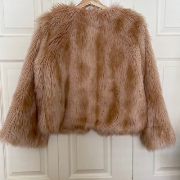 Faux fur coat 💫 - Picture 3 of 7